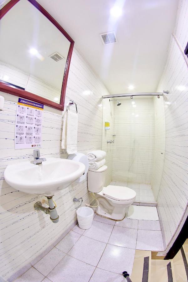 Hotel Colonial Internacional Bogota Luaran gambar