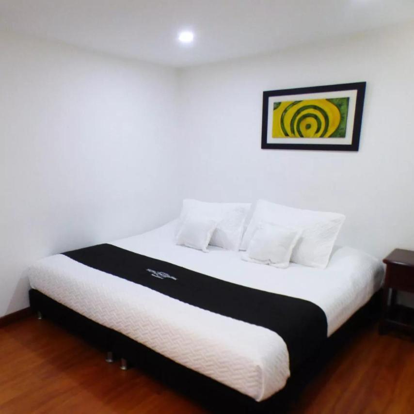 Hotel Colonial Internacional Bogota Luaran gambar
