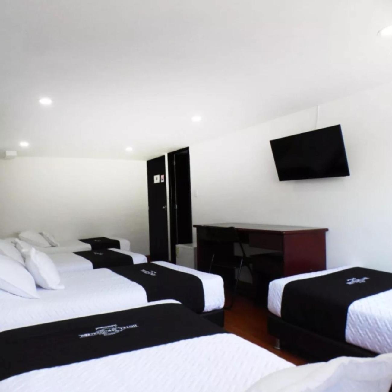 Hotel Colonial Internacional Bogota Luaran gambar